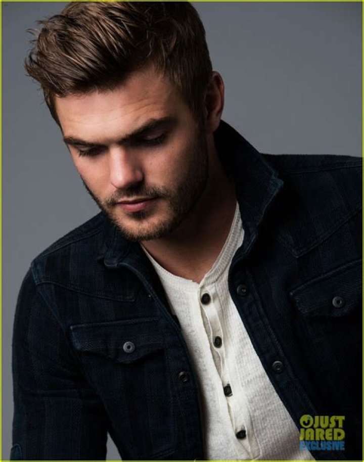 Alex Roe: The Rising Star of Hollywood