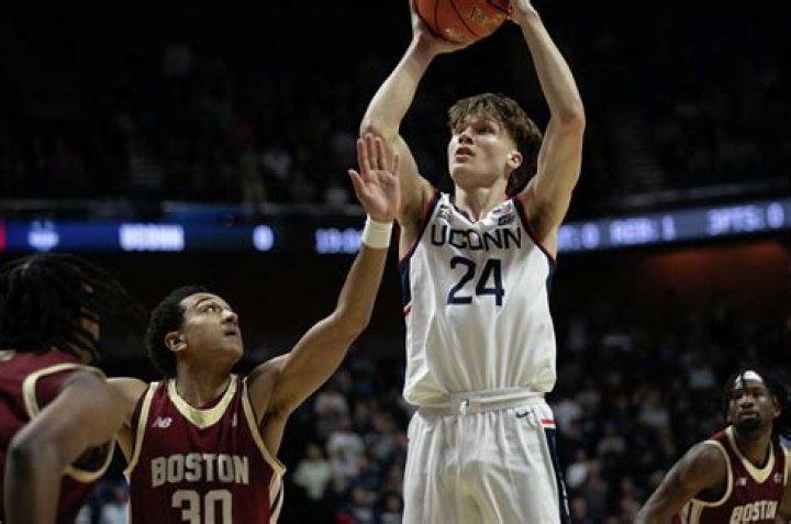 Bill Murray: A Connection to UConn's Basketball Legacy