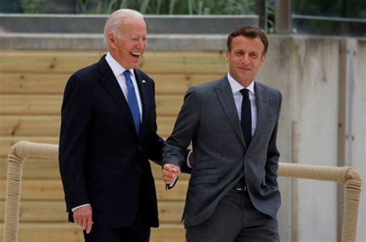 Emmanuel Macron Height in Feet: Understanding the Physical Presence of the French President