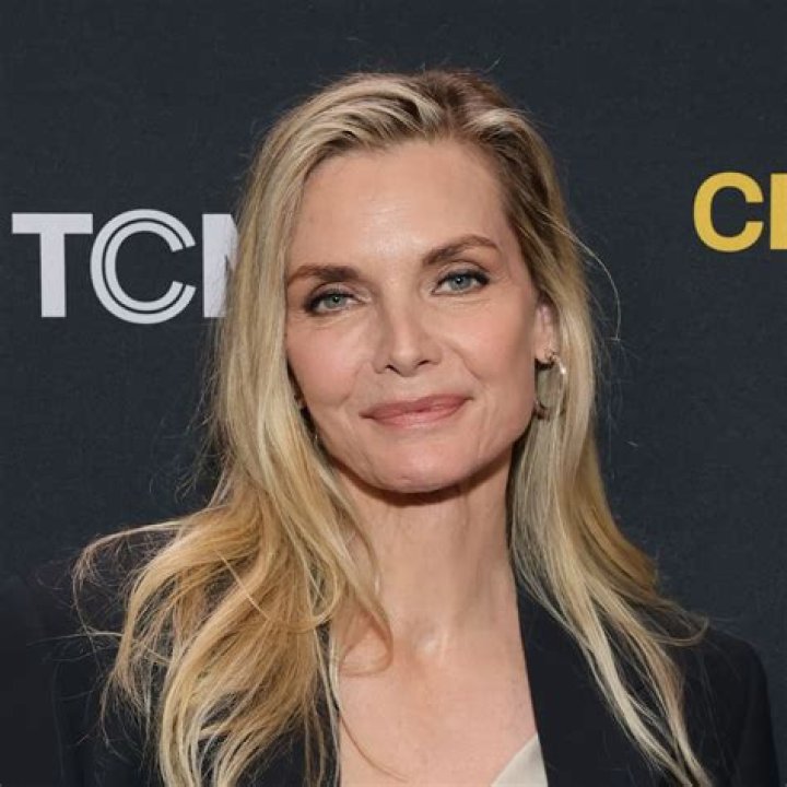 Exploring the Life and Career of Michelle Pfeiffer: A Hollywood Icon