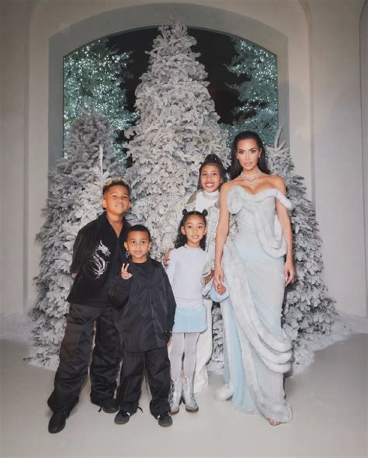 How Old is Kim Kardashian's Mother: A Comprehensive Overview