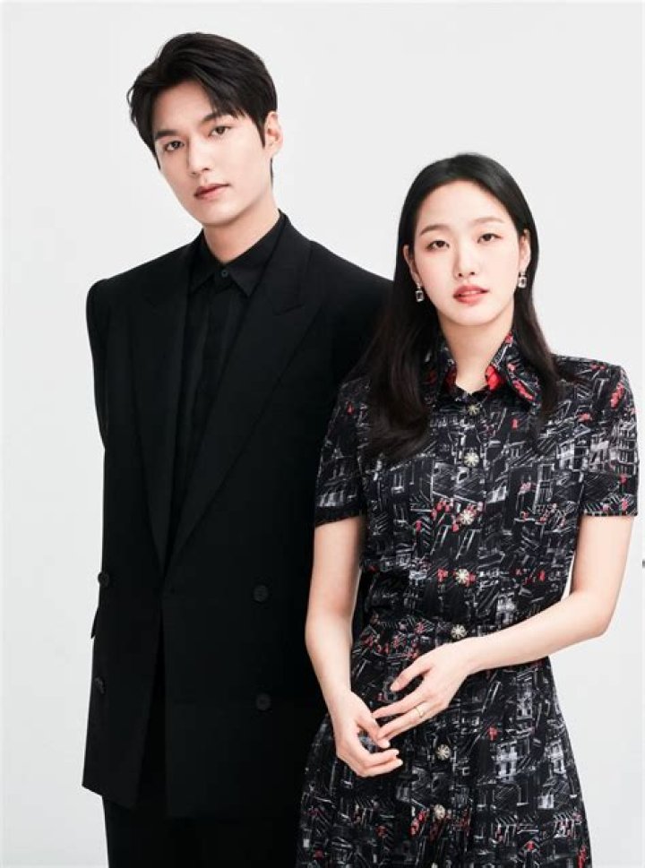 Lee Min Ho Engaged: Unveiling the Love Life of the Korean Superstar
