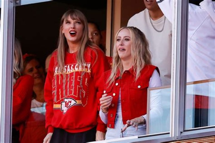 Taylor Swift at Chiefs Game Today: A Spectacular Moment