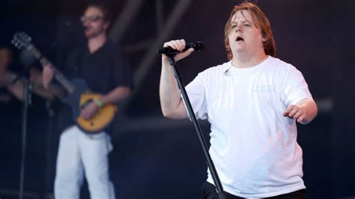 Understanding Lewis Capaldi's Weight Gain: A Comprehensive Insight