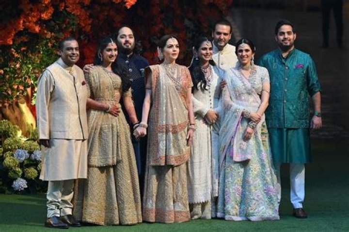 What is the Age of Anant Ambani?