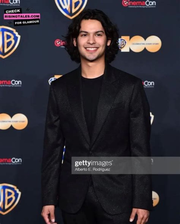 Xolo Maridueña: The Rising Star of Hollywood